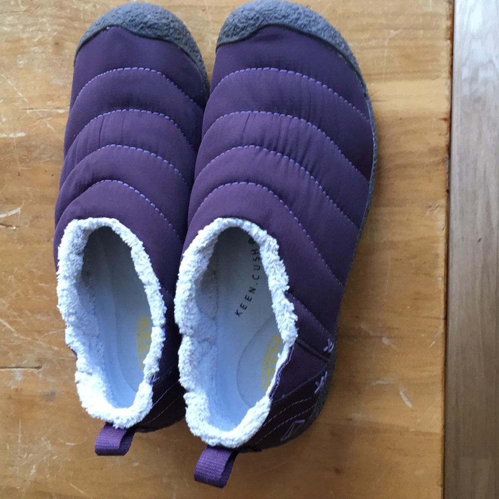Women’s Slip-on Booties